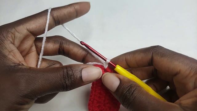 Easy Crochet Flip Flop Keychain Tutorial - Crochet Keychain Tutorial