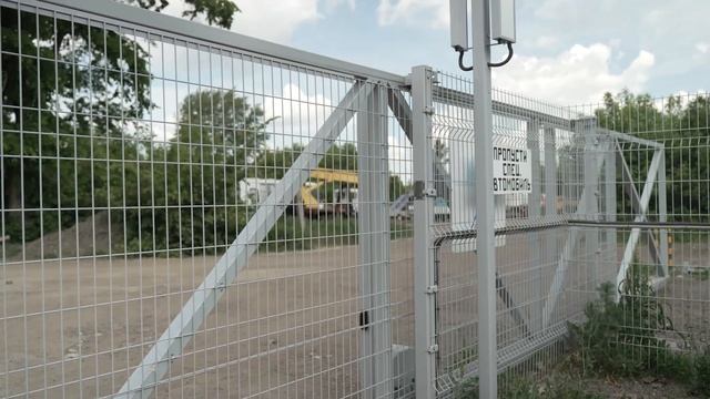 Приводная техника для распашных и откатных ворот с ресурсом не менее 1 000 000 циклов