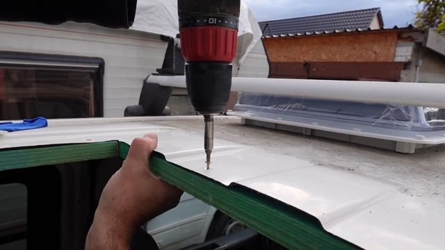 Campervan - Dachfenster richtig einbauen (VW T5 Transporter)
