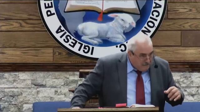 Pastor Juan Fonseca :  Como creció la Iglesia