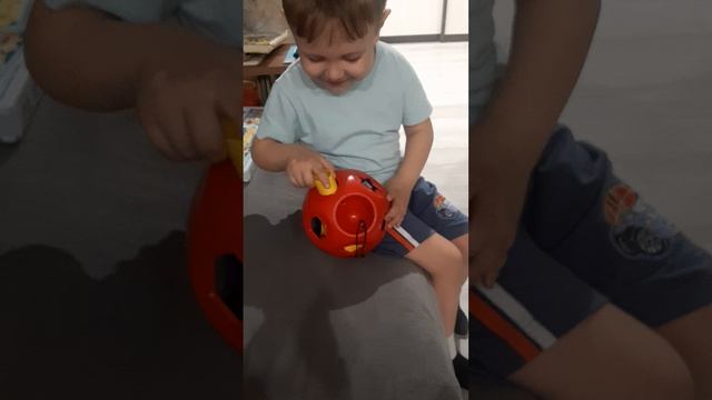 20250417_204402.mp4
