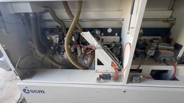 Автоматический кромкооблицовочный станок SCM K360 с узлом прифуговки
