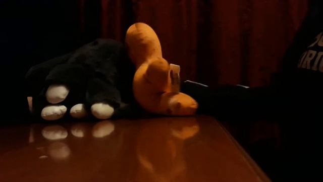 Кролики. 2 серия. Новый друг.