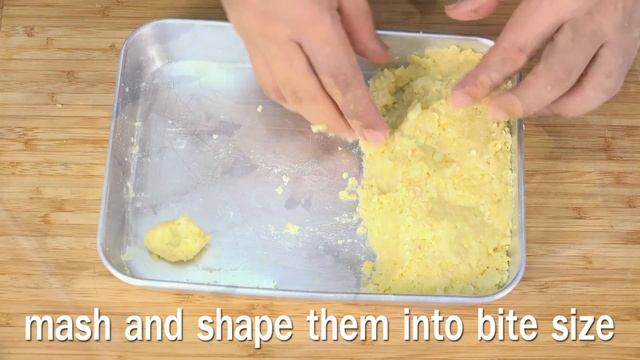 Mung Bean Rice Crape (Thai Dessert) - Kanom Tua Pap ขนมถั่วแปบ
