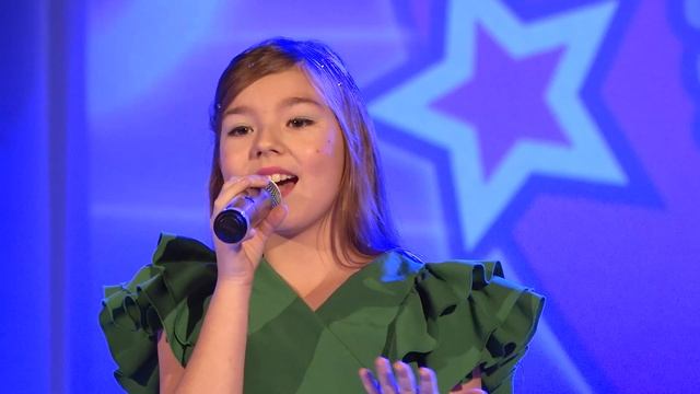Ежова Виктория классная песня🎤🎶 про весну🔥👍👏 "От весны до весны"