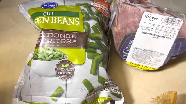 Delicious Crockpot cottage ham with green beans and potatoes