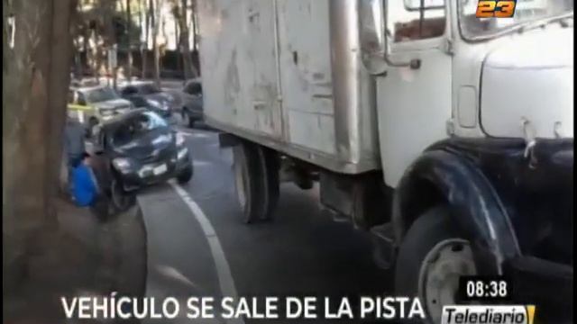 Percance vehicular en la ruta a la antigua Guatemala