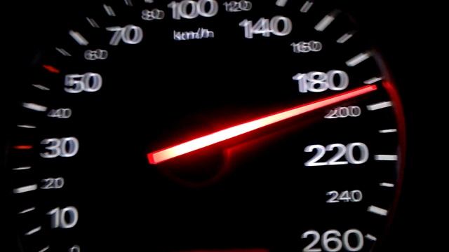 AUDI A4 1.8TQ accelerating