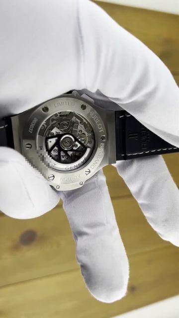 Швейцарские часы Hublot Big Bang 301.SX.2710.NR