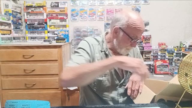 hotwheels hunting finds and drawing