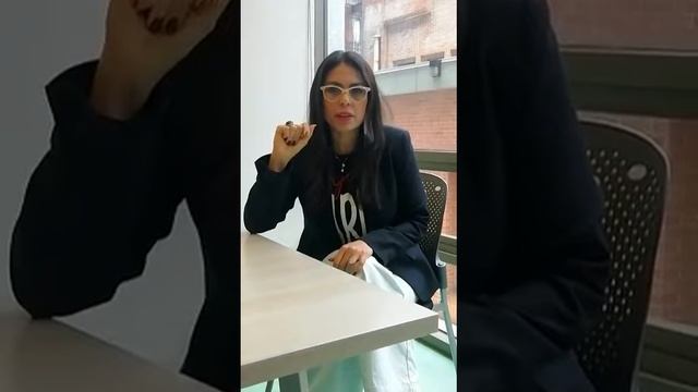 Derribando muros y construyendo puentes por Alexa Rodríguez Padilla