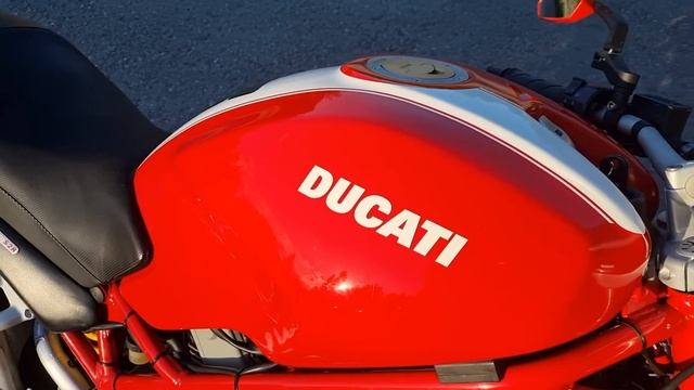 2005 Ducati Monster 800 S2R cold engine start and walkaround