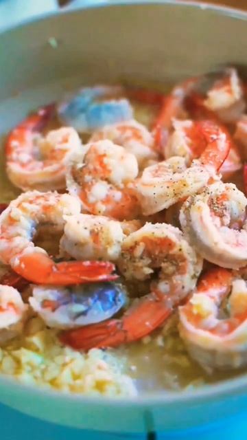 Garlic Butter Shrimp | #shorts #shortvideo #recipe #shrimp #garlicbuttershrimp #shrimprecipe