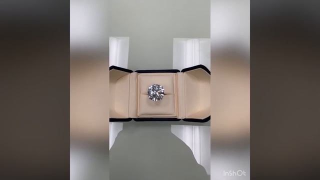 Amazing Unboxing of 30 carat Diamond Ring