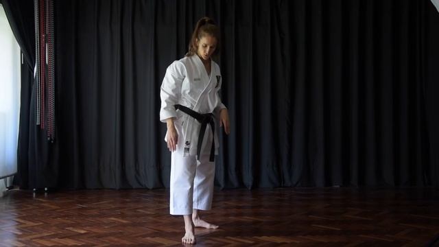 KARATE ADULTOS - KIHON-Básico para Principiante