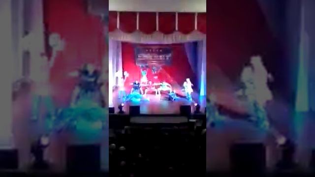 Отчетный концерт. Студия танца Energy. Амурская обл., п. Магдагачи. Танец с помпонами