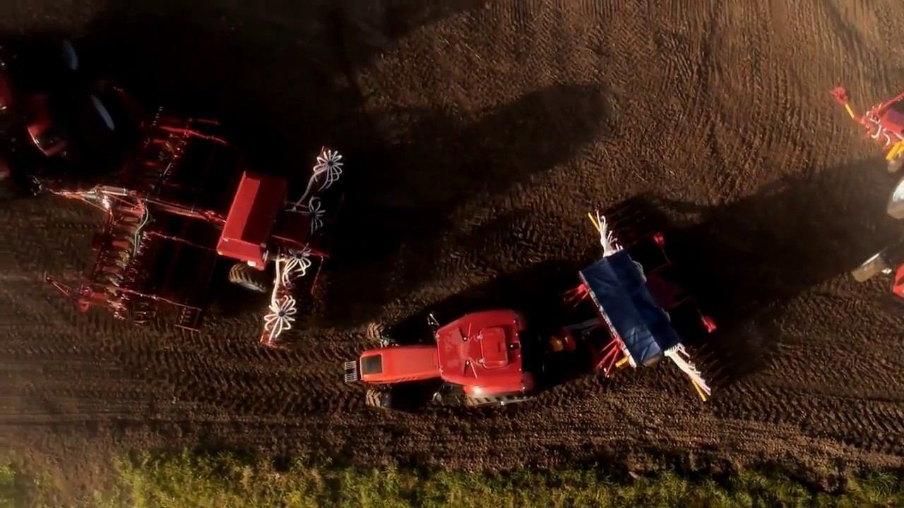 Промо ролик для МТЗ  «Король в поле» by FreeMotion MTZ promo video 'King in the Field' ENG 1