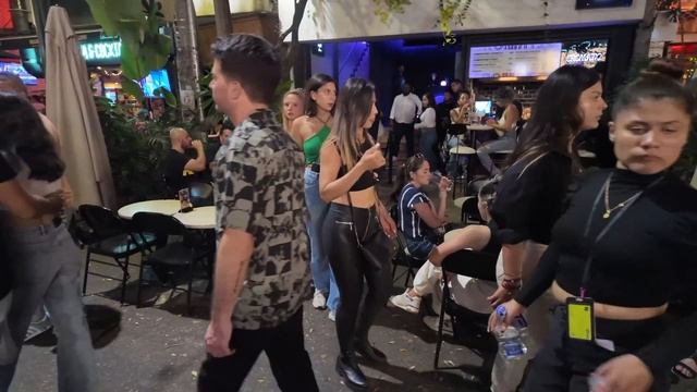 🇨🇴 MEDELLIN 2:00 AM NIGHTLIFE DISTRICT COLOMBIA 2024 [FULL TOUR]