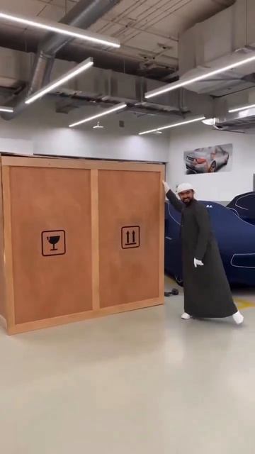Unboxing the Maserati Levante Hybrid 😎