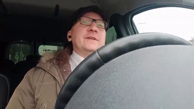 Сетевая организация не хотела подключать, но