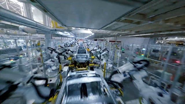 An FPV of how new ZEEKR sedans are rolling off the production line