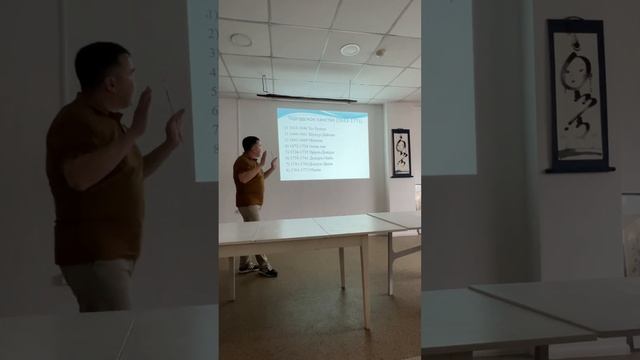 Лекция Мэргэна Босхомджиева «Ойратская история: прошлое и настоящее».