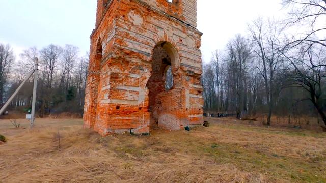 Храм начала 19 века, но уже ничего сделать, к сожалению, невозможно