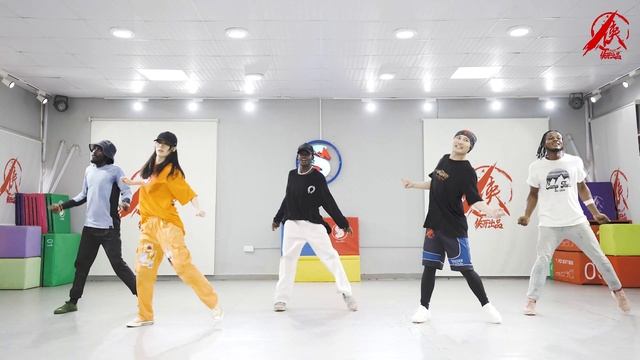 [Beginners Dance Workout] Adele Rolling in the Deep|Sino Afro Dance Workout|Easy Dance Fitness，Zumb