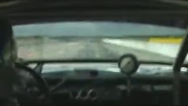 TT RS4 1/4 mile Wittstock VW-Treffen 2009  BMW V8 Dragster vs. Audi TT RS4 (short)