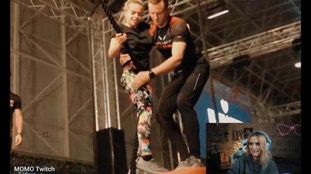 Modestal смотрит сексуальный момент девчонки из пацанок