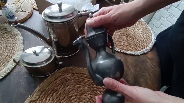 Распаковка винтажных покупок с Авито: оловянный кувшин и набор для чая с серебрением