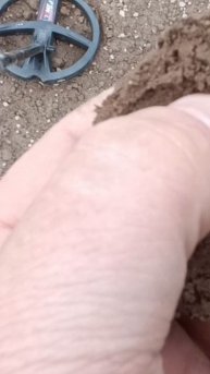 Шикарный крестик периода киевской Руси нашёл металлоискателем Деус 2