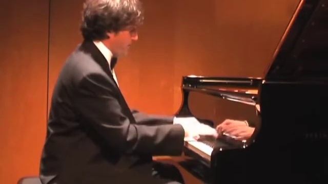 Rachmaninov Preludes Op.23 no.5 - Anthony Hewitt