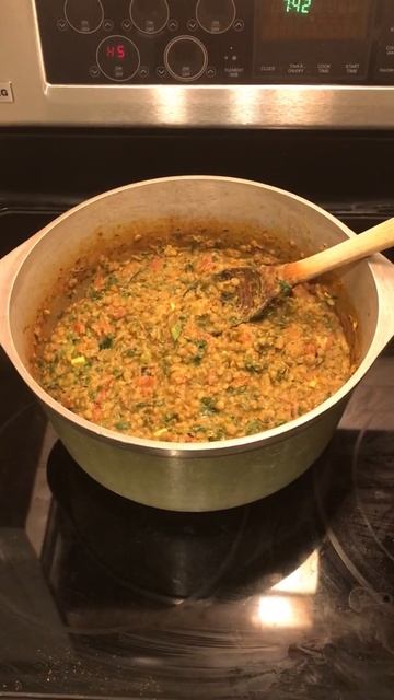Vegan/Vegetarian/Plant-based Healthy Meal Idea - Spicy Red Curry Lentils for Dinner