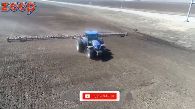 Якісно виконує і польові і транспортні роботи? | Трактор New Holland T7060