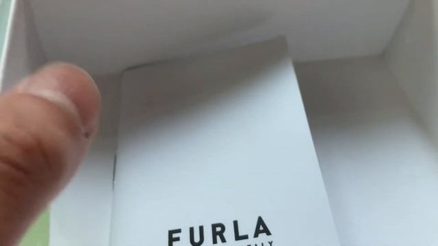 Unboxing new furla wallet