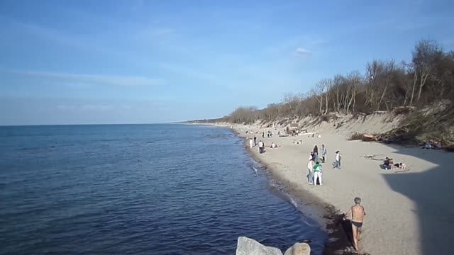 ПОШЛА ЖАРА! СТРОЙНЫМИ РЯДАМИ К МОРЮ!