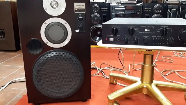 LÌ XÌ đầu xuân.giảm giá đôi loa thẩm âm tuyệt hay,đẹp long lanh.TECHNICS SB6A. LH 0914365872