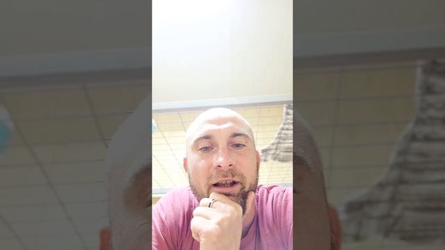 Запах черешни.