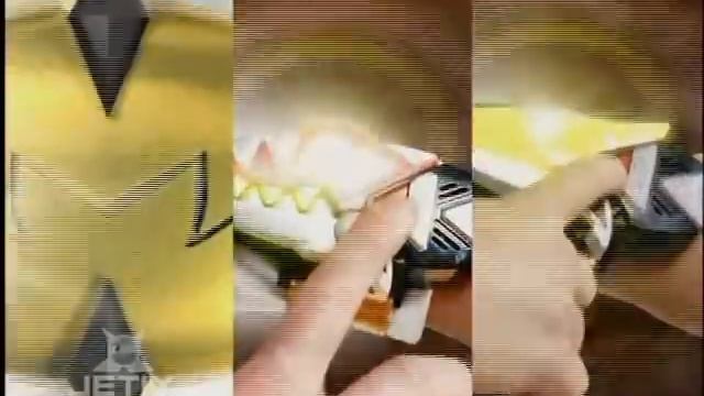 Red, Yellow, and White Rangers Morph | Dino Thunder | Power Rangers Official