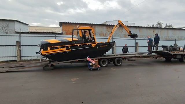 Погрузка в Казахстан. Земснаряд многофункциональный Botsman. Для очистки водоемов, дноуглубление.
