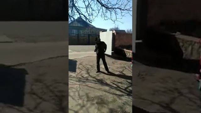 Коля жжёт