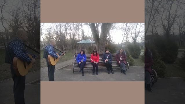 "Уличный артист", акция, посвящённая международному женскому дню 8 Марта.