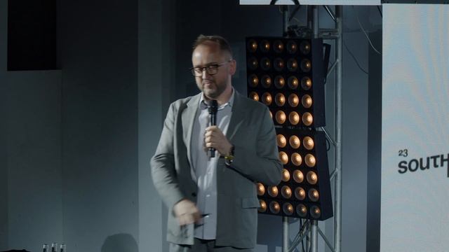 Райффайзен Банк. Путь технического руководителя. Александр Ложечкин, CIO