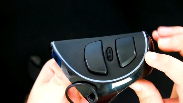 Mouse Vertical Delux M618 Plus