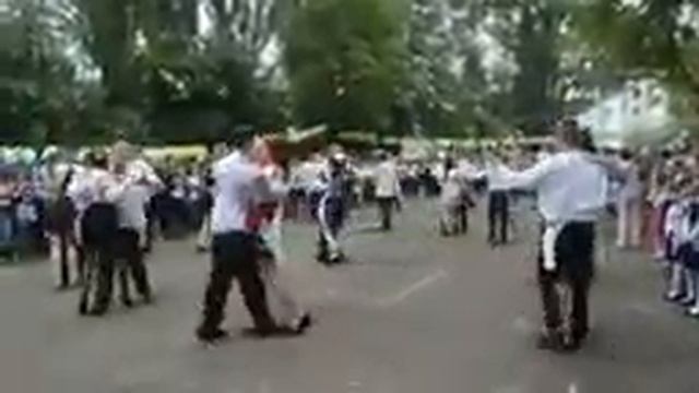 вальс  останній дзвоник 2014 Узин ЗОШ №2