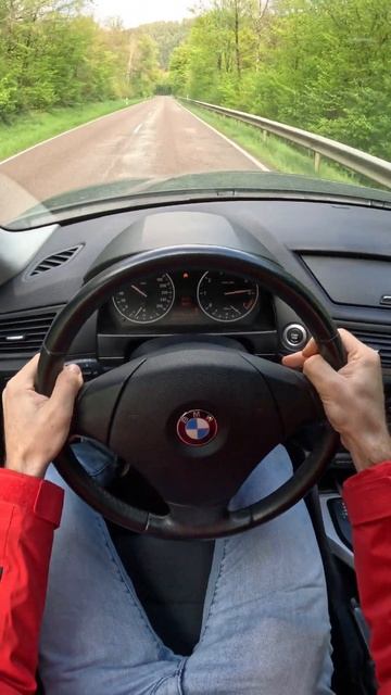 0-100 BMW X1 sDrive18i Automatic 2.0 - 150 HP (2010) #shorts #viral #fun #car #bmw #acceleration
