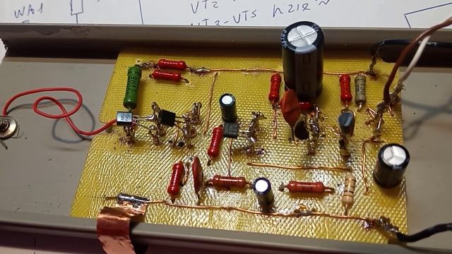 ОНЧ приёмник на биполярных транзисторов / VLF receiver with bipolar transistors.