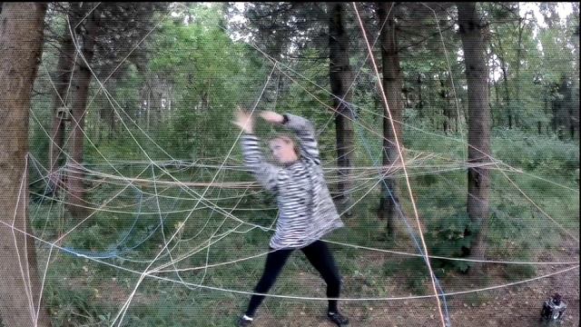 ЛАТ - Нити