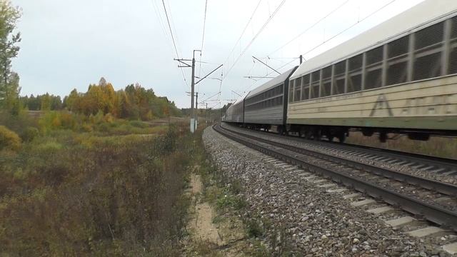 Электровоз ВЛ10-1193 с составом для перевозки автомобилей
